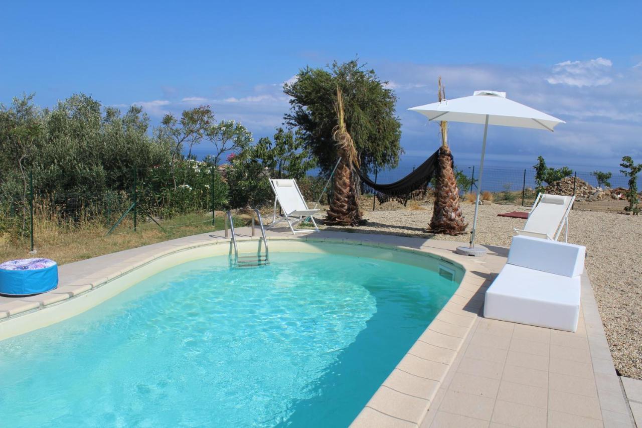 Villa Clicla - Pool, Sea,Hommock Swing And Laziness Империа Екстериор снимка