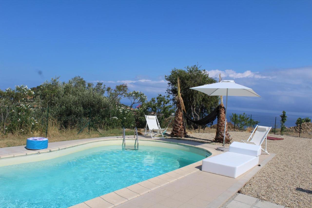 Villa Clicla - Pool, Sea,Hommock Swing And Laziness Империа Екстериор снимка